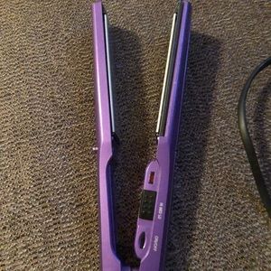 Conair pro shine flat iron